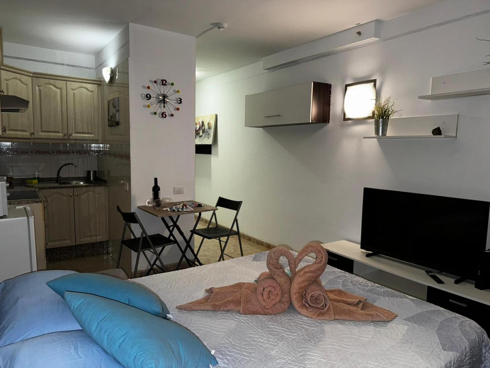 Paseo De Gracia - Lovely Studio By The Sea! Los Cristianos  Ngoại thất bức ảnh